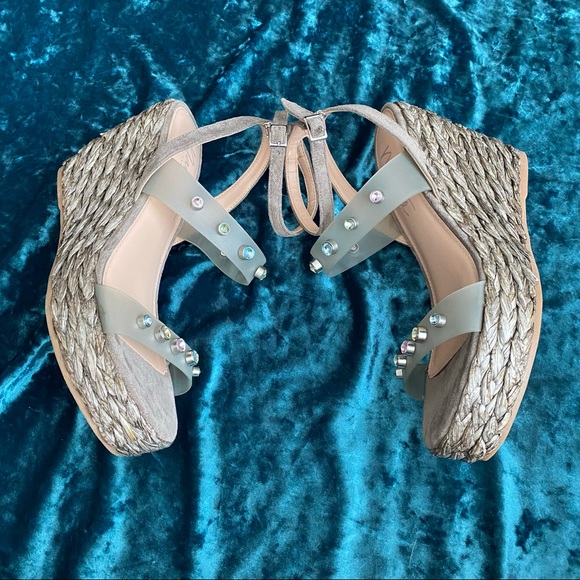Nanette by Nanette Lapore Gray Jeweled and Woven Wedges Heels Size 6.5 - Picture 2 of 7